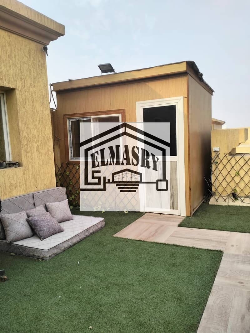 13 883f7de4-5b9b-4c2f-a04e-5d5135535c71. jpg