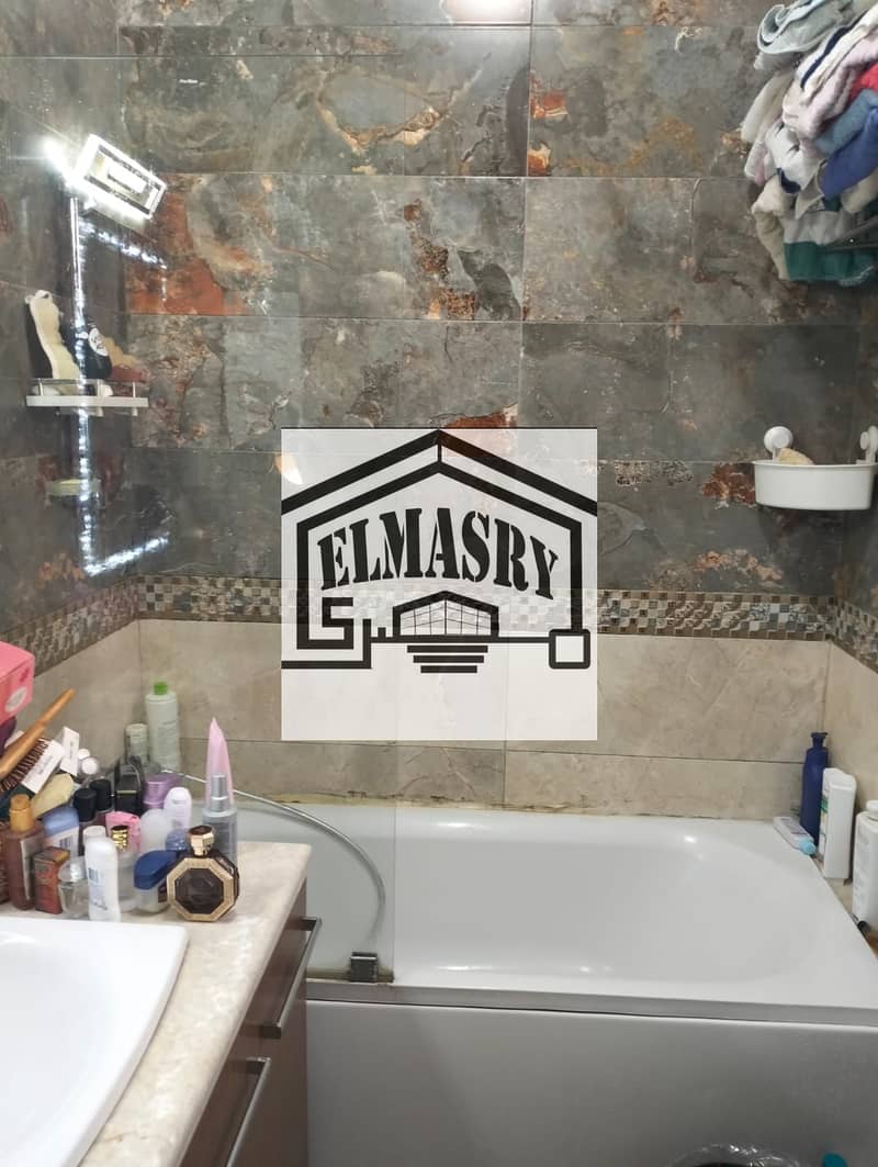 17 995321ac-2d67-4cb8-9281-d4ebb6b0aea4. jpg