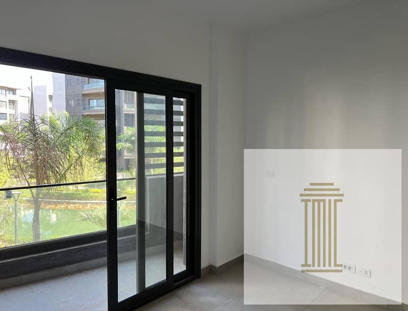 12 27deab3a-e471-45e8-b9ac-12fb991ffe72. jpg