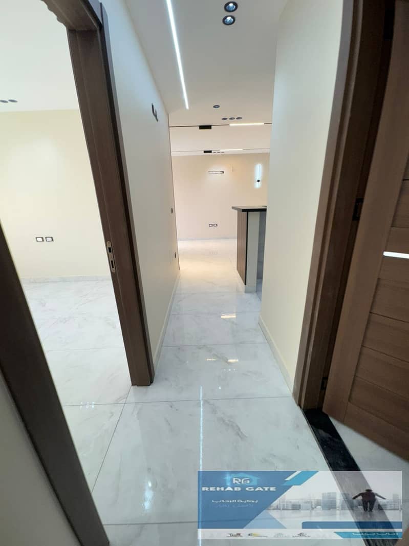 4 ed60daa2-3b30-49b7-b842-47a2b0289797. jpg