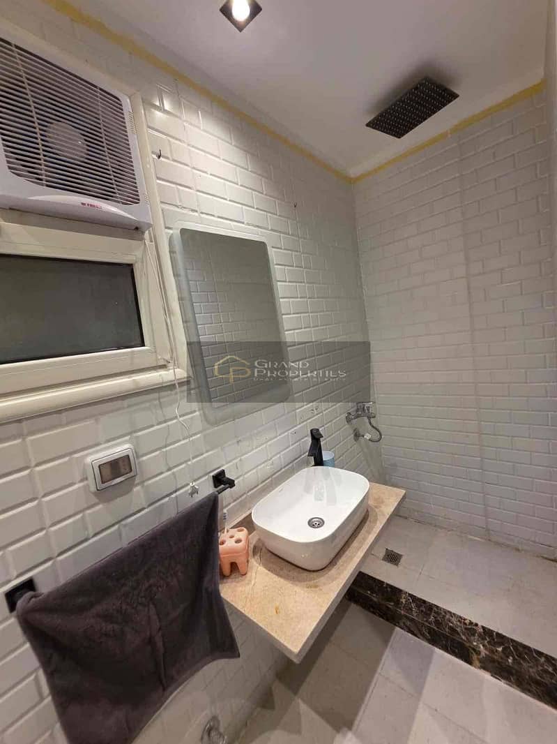 3 73e9aaae-b6e2-4bae-83b9-5f127ce19cd9. jpg