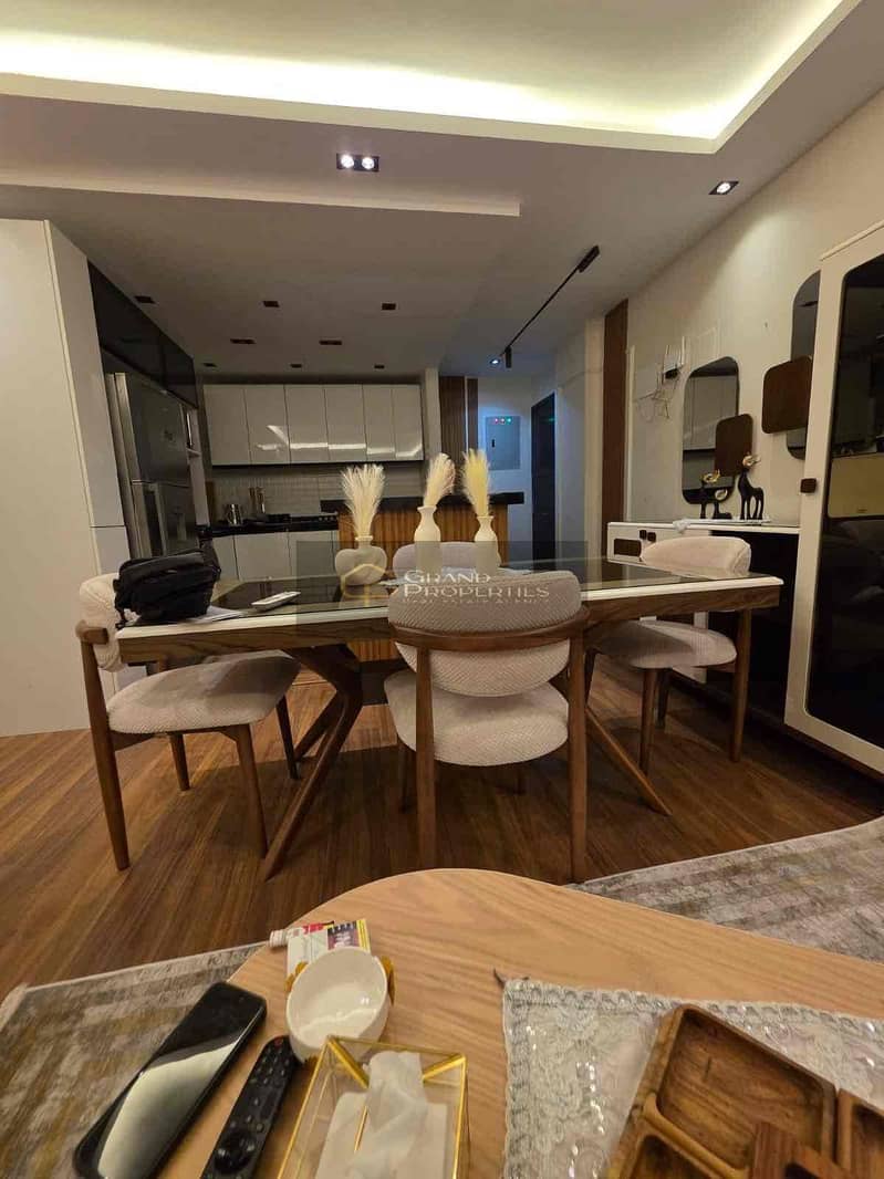 10 d4d325a7-91f5-439e-986a-d82305b0f54e. jpg