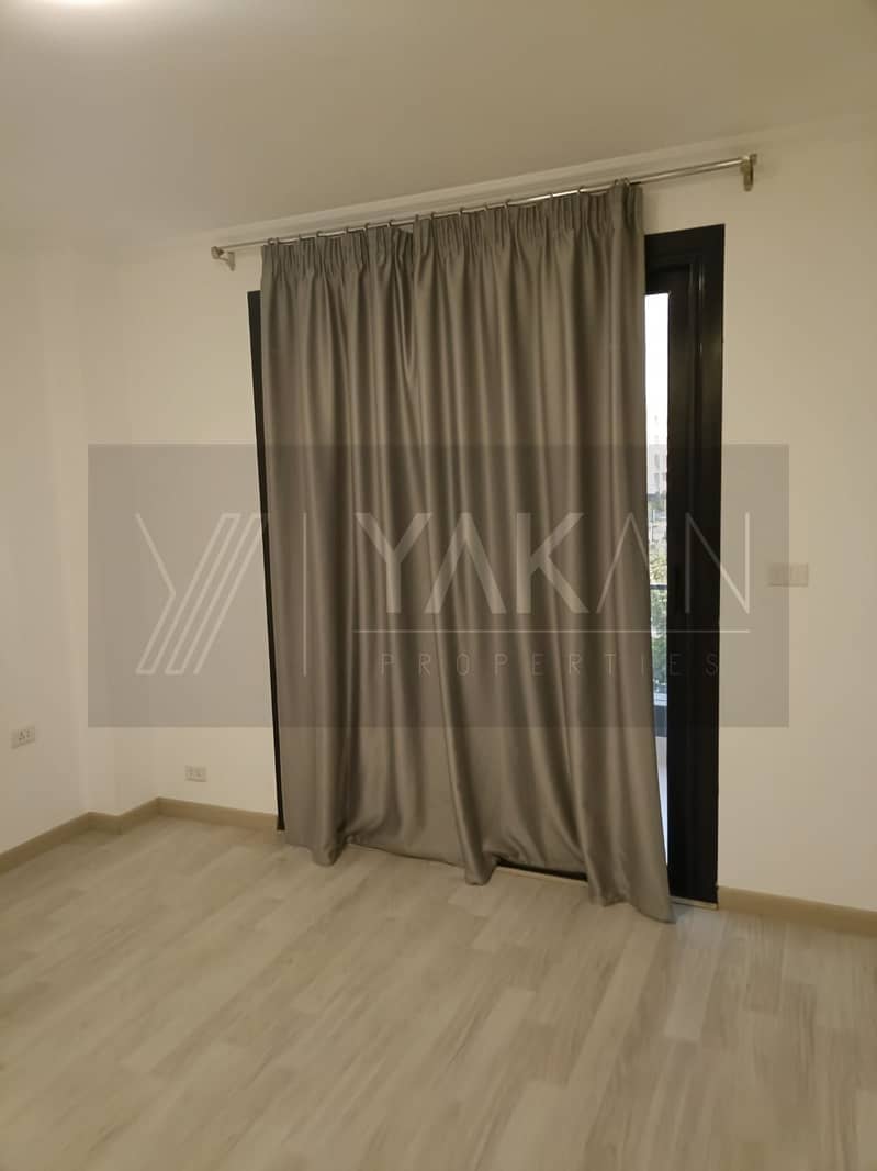 8 WhatsApp Image 2025-10-13 at 18.00. 11 (1). jpeg