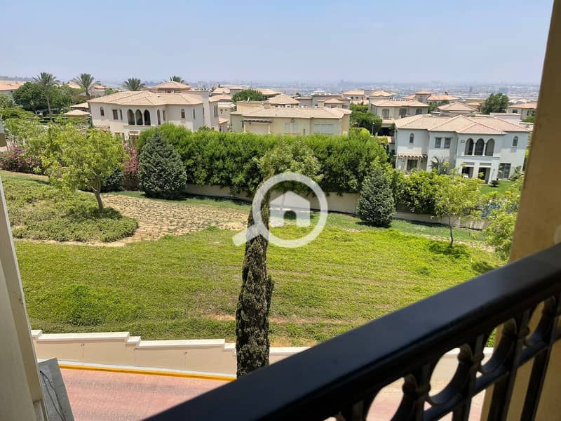 8 بلا عنوان. jpg