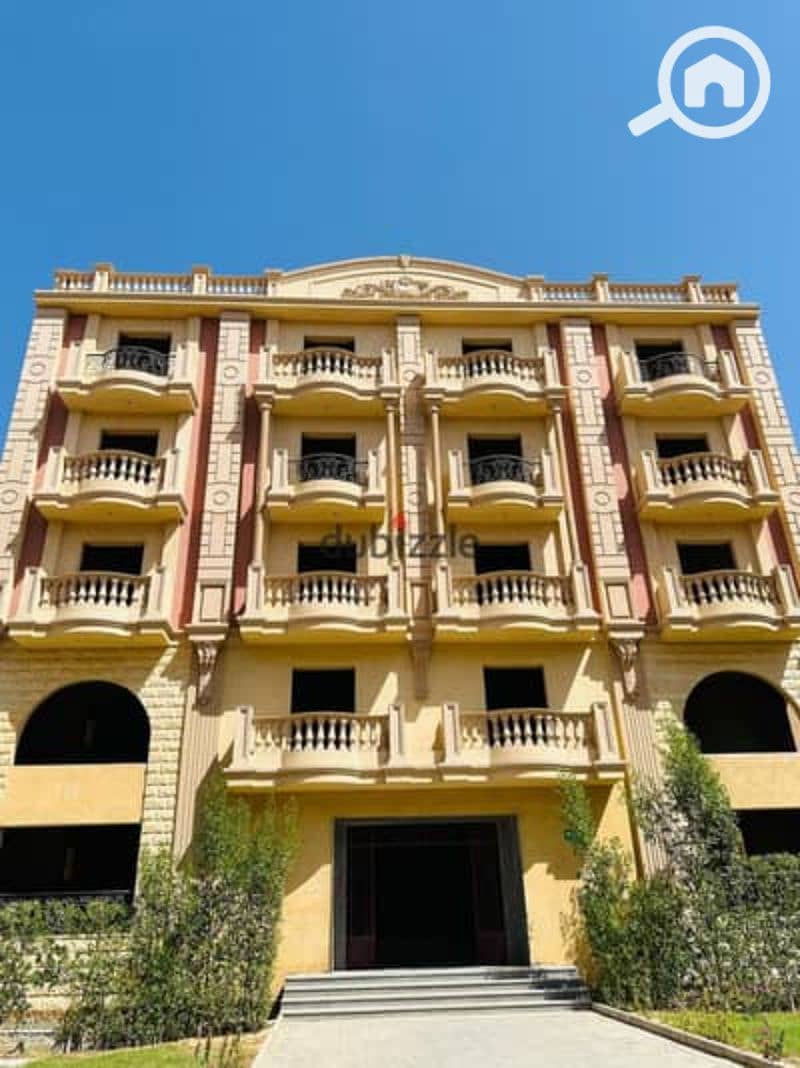 14 147640658-400x300. jpg