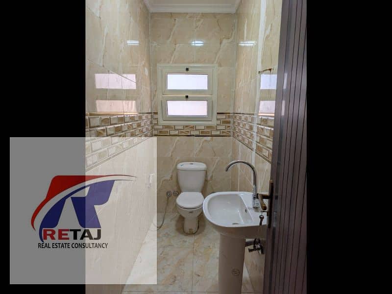 12 WhatsApp Image 2025-11-03 at 12.37. 49 (3). jpeg