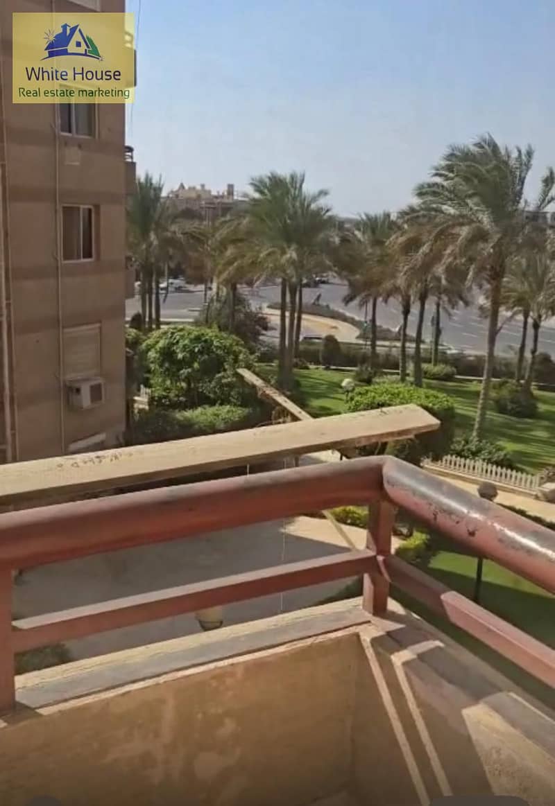 8 c5a45b61-d008-4296-a119-b6a1586b1d8a. jpg