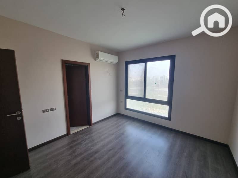 2 WhatsApp Image 2025-11-01 at 10.42. 17 PM (2). jpeg