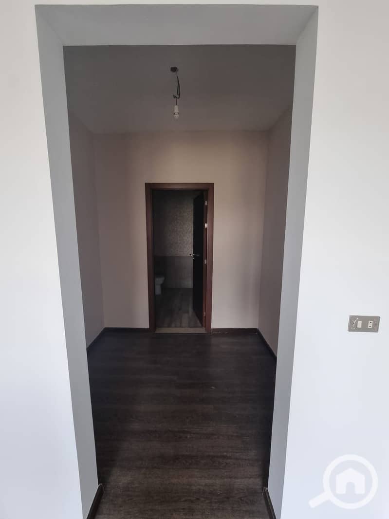 7 WhatsApp Image 2025-11-01 at 10.42. 20 PM (1). jpeg