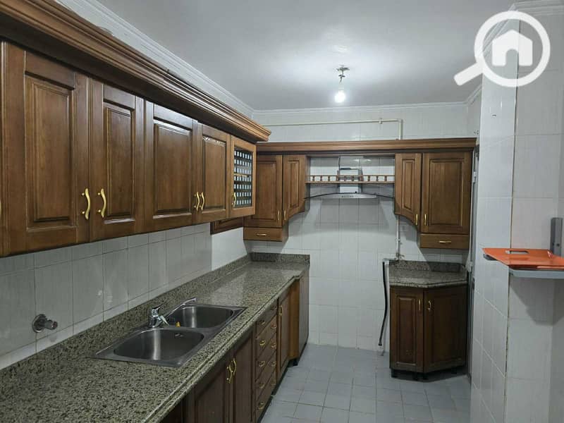 3 WhatsApp Image 2025-11-03 at 15.31. 31_a0cf5552. jpg