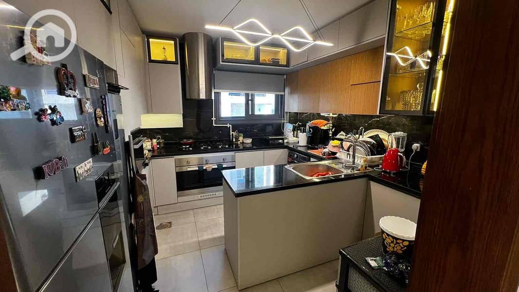 3 76c3692b-8577-4c8c-93ef-74dd4cc456dc. jpg