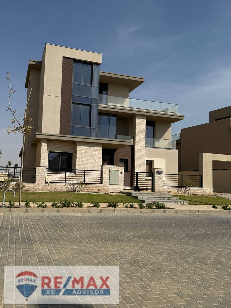 4 WhatsApp Image 2025-11-03 at 11.36. 50 AM (1). jpeg