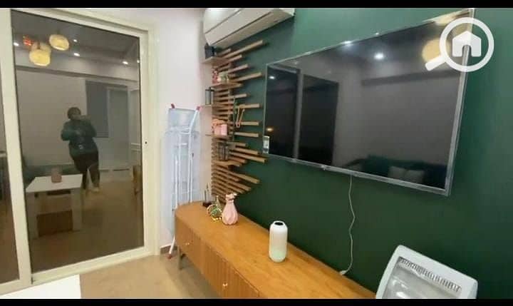 4f2e9bb8-ee83-462e-9705-7d953854cc35. jpg 4f2e9bb8-ee83-462e-9705-7d953854cc35. jpg