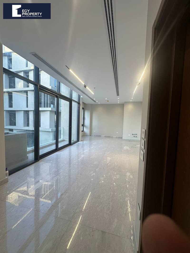 4 _files_WhatsApp Image 2025-11-02 at 12.47. 58_ddb0e2bc. jpg