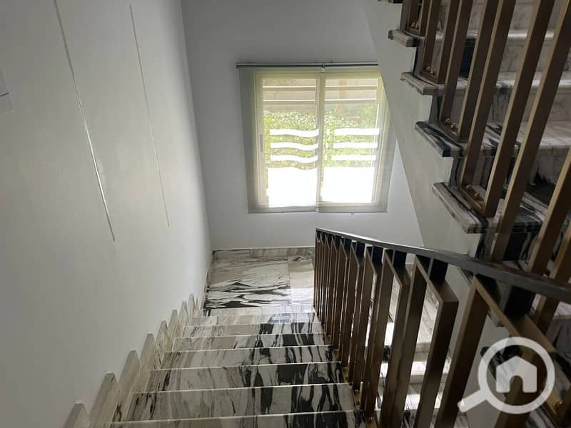 28 WhatsApp Image 2025-10-22 at 11.46. 29 AM (1). jpeg