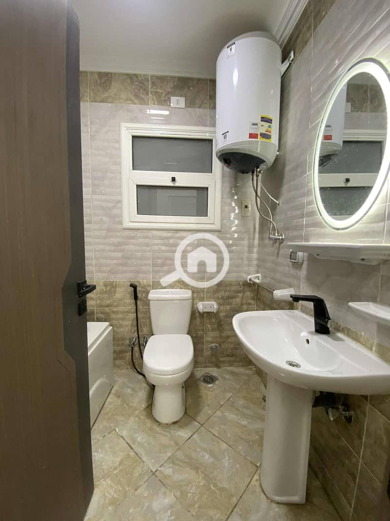 10 WhatsApp Image 2025-11-03 at 1.38. 48 PM. jpeg