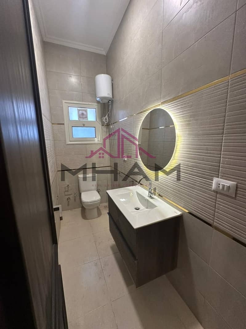 28 photo_6028318511169914301_y. jpg