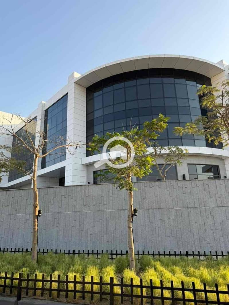 3 ce003542-00c1-4ad1-b1d3-c5806d5fdba0. jpg