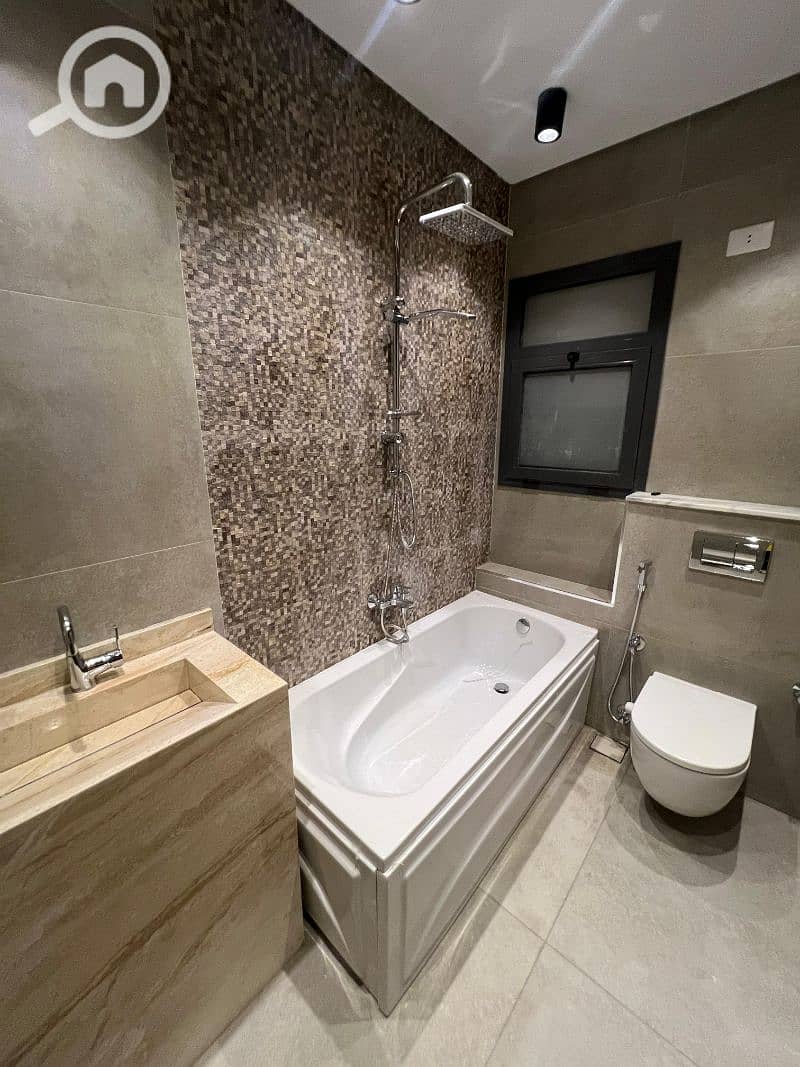 24 c49bf73e-2e35-4b2c-bab3-8ea462e1d986. jfif. jpg