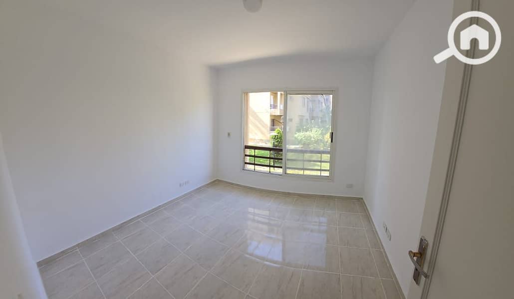 4 WhatsApp Image 2025-11-03 at 15.12. 47_228521cc. jpg