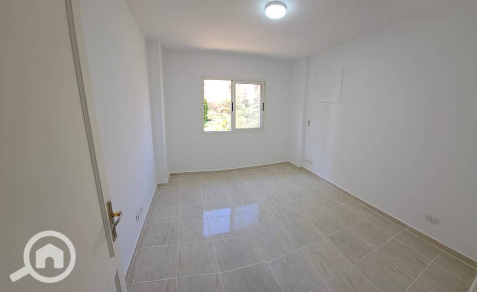 5 WhatsApp Image 2025-11-03 at 15.12. 48_04f34ea6. jpg