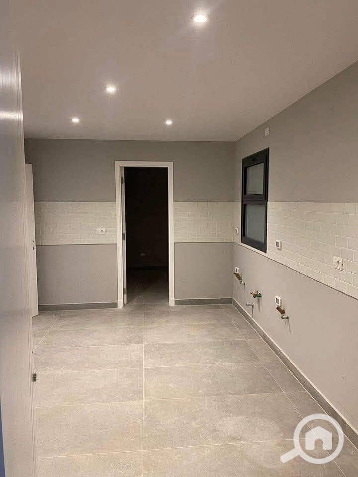 4 6a0d2d5a-3293-47e7-923d-b3581533aeba. jpg