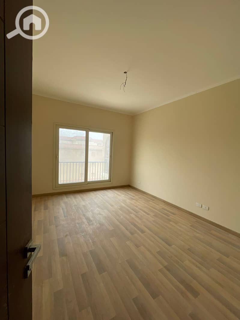 4 WhatsApp Image 2025-10-22 at 12.17. 32 PM (3). jpeg