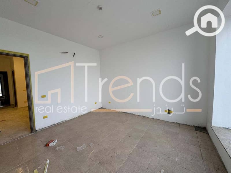 7 WhatsApp Image 2024-12-04 at 1.39. 59 PM (9). jpg