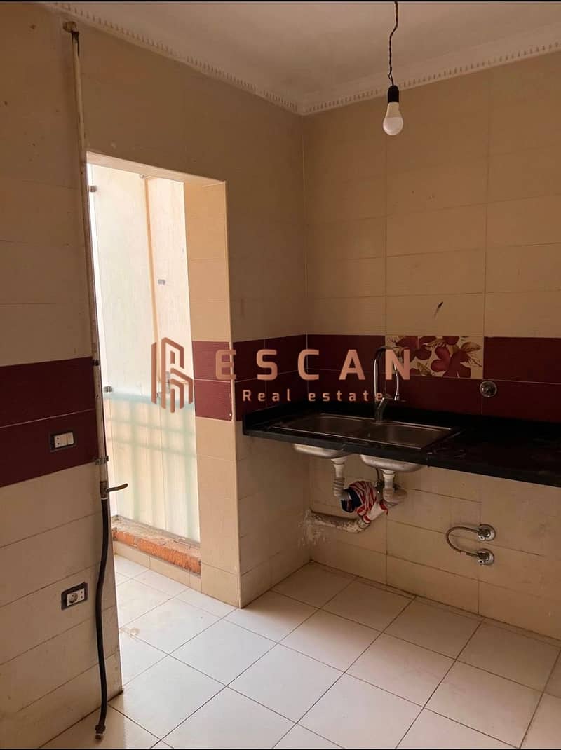 13 U184234 (16). jpg