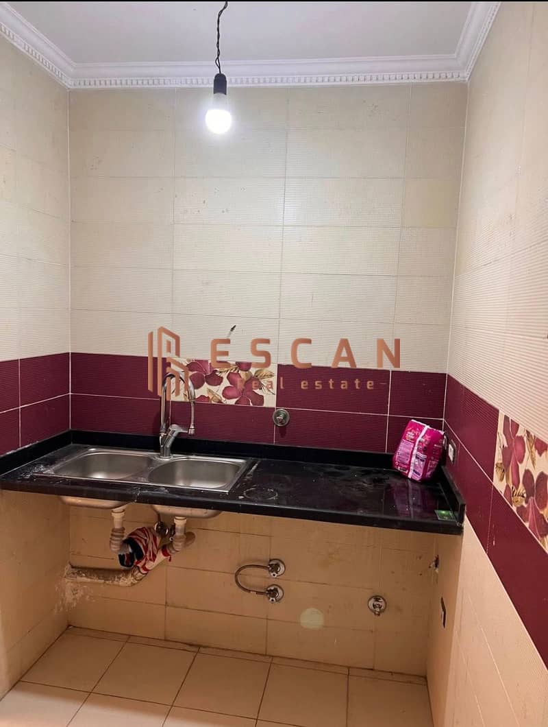 14 U184234 (17). jpg