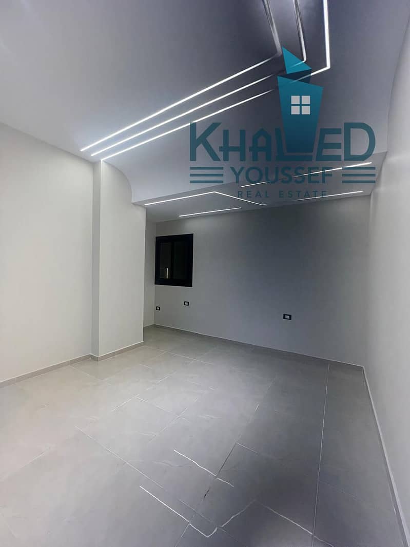 10 WhatsApp Image 2025-10-27 at 2.36. 34 PM. jpeg