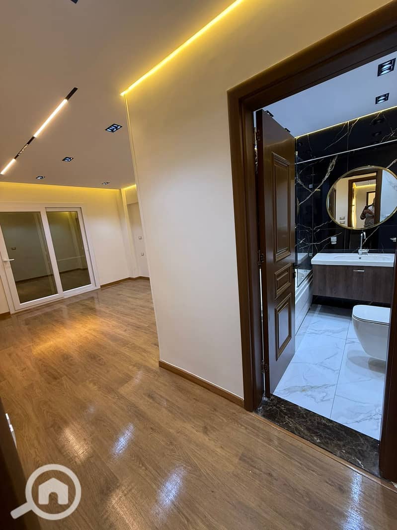 3 16d6c82a-86b9-4595-8785-d3dbd49b3972. jpeg