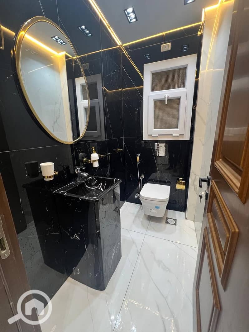 8 56ea2f0c-a1db-4113-995b-846528c138a0. jpeg