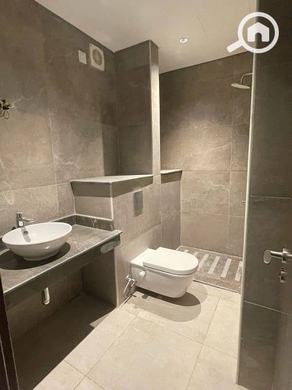 6 b53c8eba-3371-4ad3-84a1-cc113b0a992e. jfif. jpg