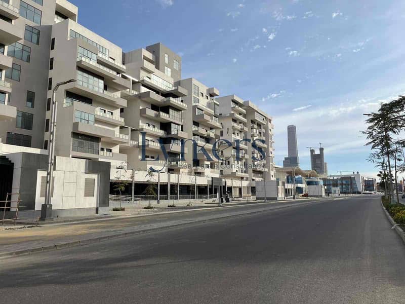 5 70528f7a-e271-410c-99e3-88855fb7bd11. jpg