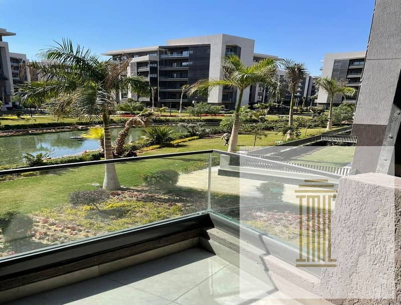 9 8fbec655-065b-4886-b26d-69bcb3a3e8ba. jpg