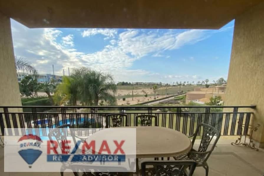 2 photo_5988052935071878827_w. jpg