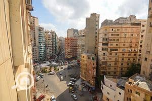 10 689b3c48163c8622691966. png