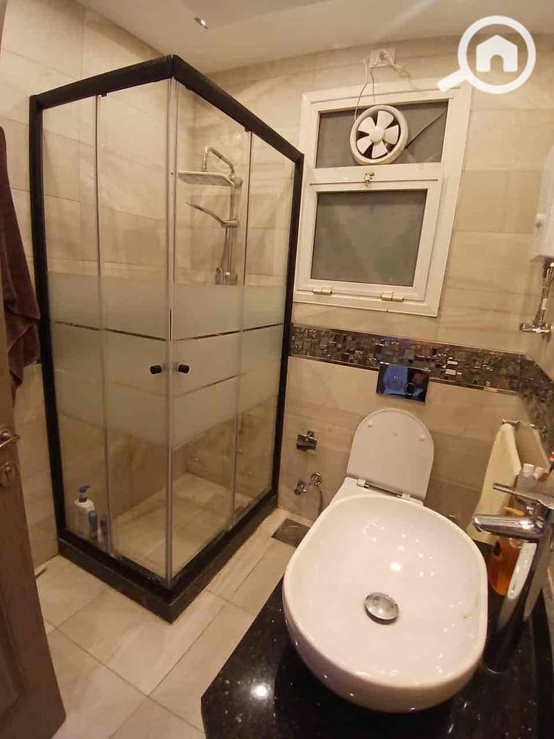 6 9e6516c6-ca54-40be-b59d-003361ba60f6. jpg