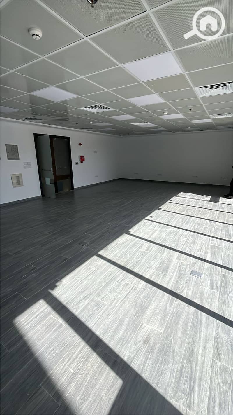 6 WhatsApp Image 2025-11-03 at 3.31. 49 PM. jpeg