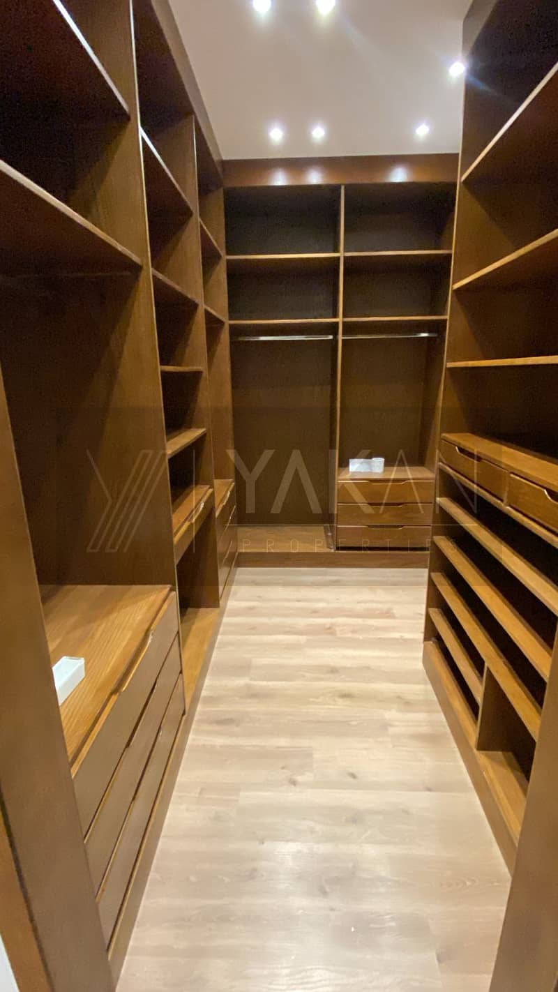 2 WhatsApp Image 2025-10-29 at 12.00. 15. jpeg