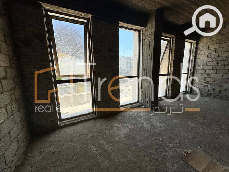 5 WhatsApp Image 2025-08-27 at 12.12. 37 PM (4). jpg