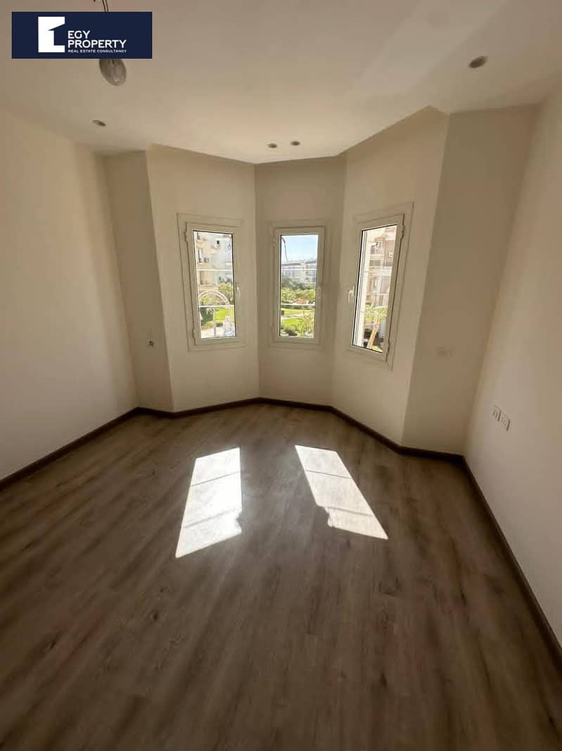 4 WhatsApp Image 2025-09-22 at 5.49. 24 PM. jpeg