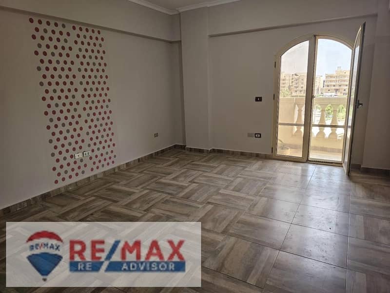 6 photo_5988052935071878678_y. jpg