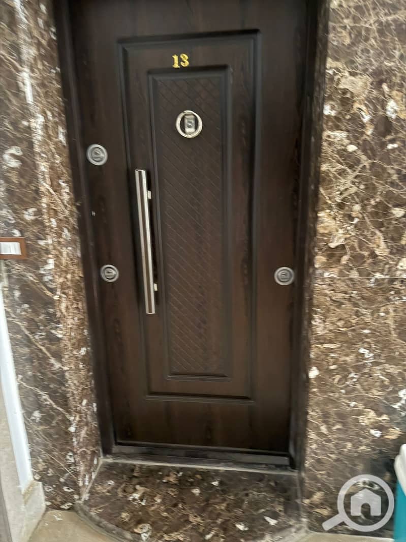 5 dc90f4db-3873-49b8-a830-ff6884001bd4. jpeg