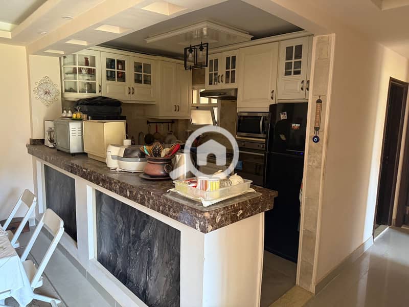 6 739606c8-41ca-4017-bee9-f76714bb39c7. jpeg