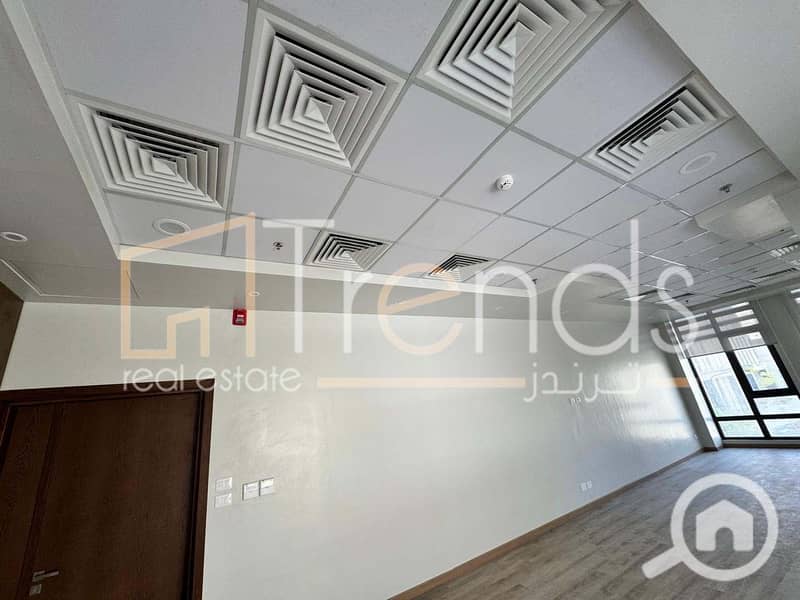 5 WhatsApp Image 2025-08-03 at 11.02. 13 AM (8). jpg