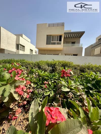 فیلا 5 غرف نوم للبيع في القاهرة الجديدة، القاهرة - WhatsApp Image 2025-10-15 at 04.01. 53_1debbde5. jpg فیلا 5 غرف نوم للبيع في القاهرة الجديدة، القاهرة - WhatsApp Image 2025-10-15 at 04.01. 53_1debbde5. jpg