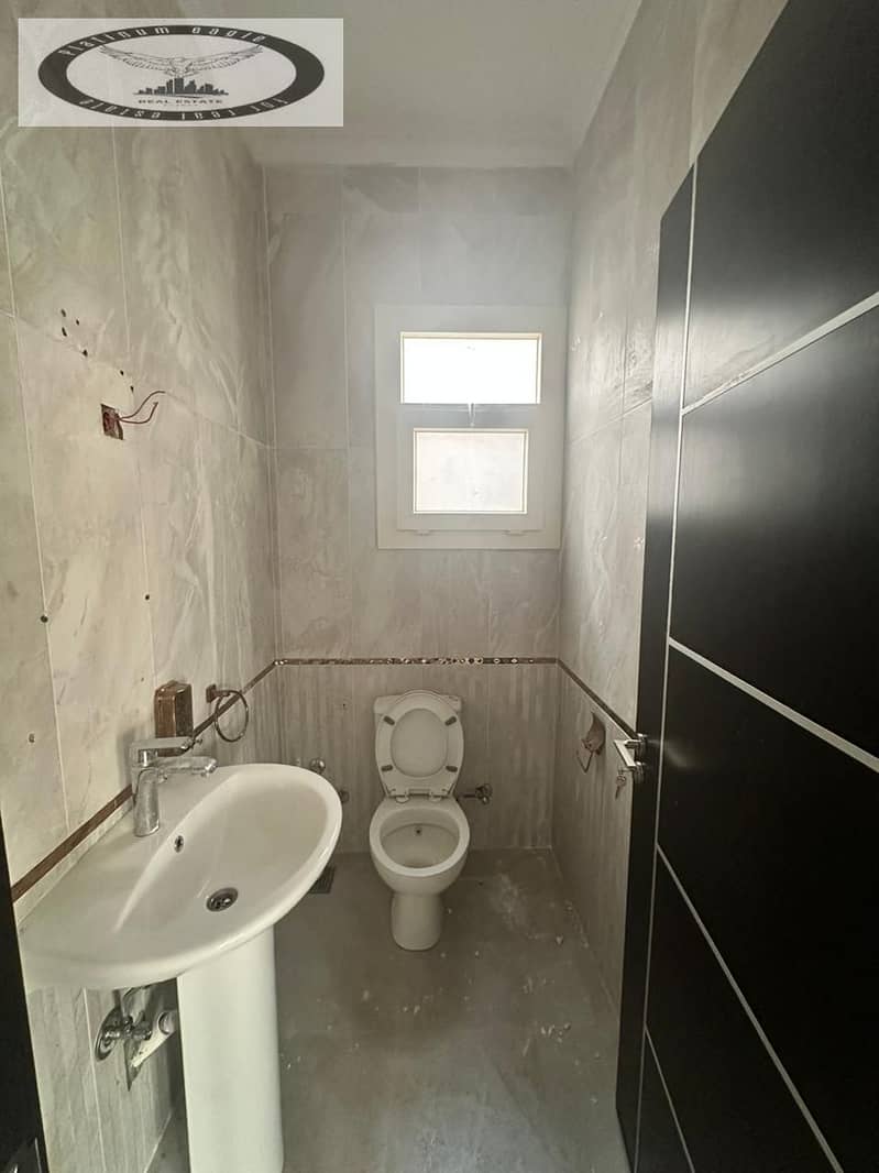 10 94983827-7012-4a5c-8424-4583fa0a9e9a. jpg