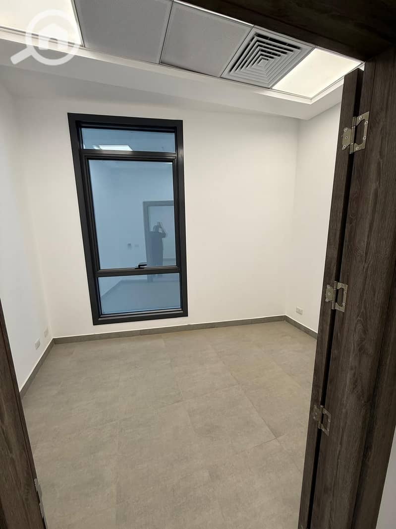 9 WhatsApp Image 2025-11-03 at 3.56. 04 PM (1). jpeg